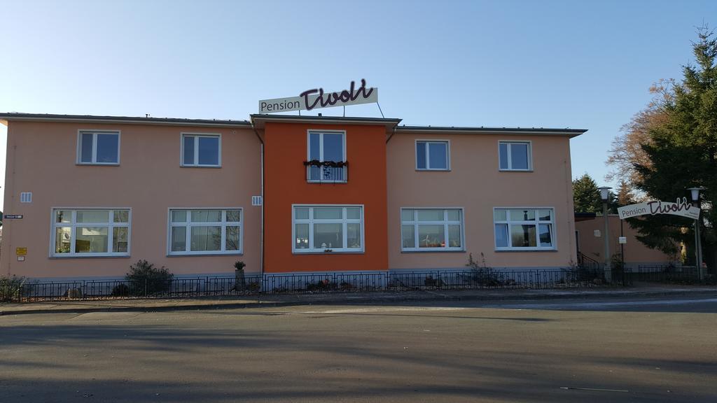 Готель Tivoli Zerbst Екстер'єр фото